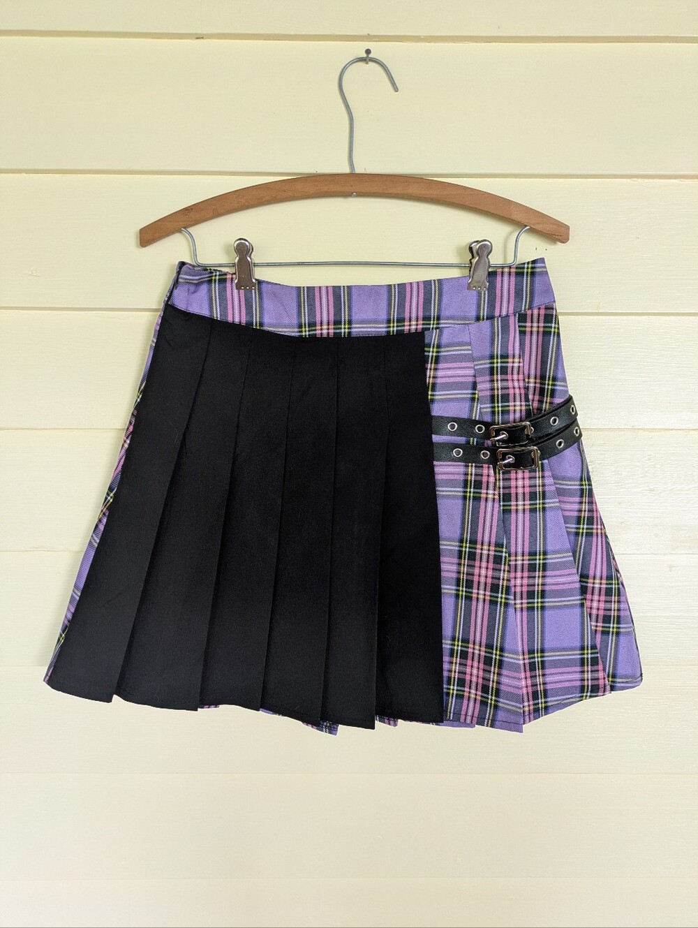ROMWE Lavender Plaid and Black Pleated Mini Skirt with Buckle Straps